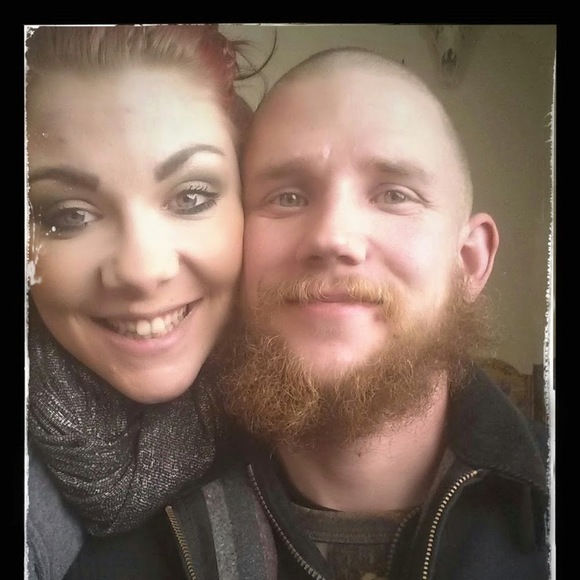 Meet your Posher, Alex - Picture 1 of 1